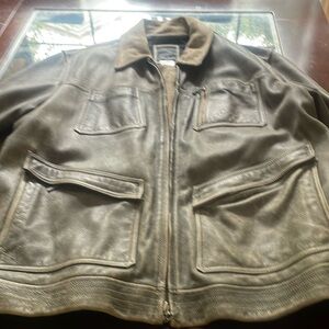Sean John XL Leather jacket with suede trim.. never worn